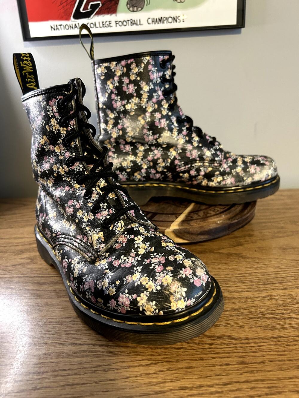 Dr Martens Pascal Mini Tydee size 7/EU 38 Kicked